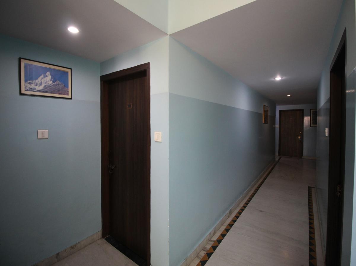 Oyo 1143 Hotel Rdb Palace Джайпур Екстериор снимка